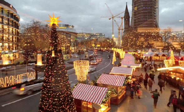 Mercatini Di Natale Berlino Foto.Mercatini Di Natale Una Passeggera In Transito Nel Mondo